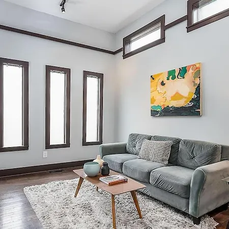 Cozy Capitol Hill Cottage
